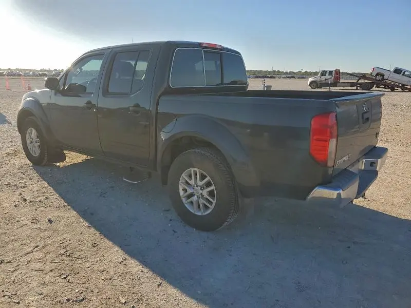 2015 NISSAN FRONTIER S  