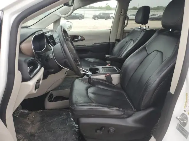 2017 CHRYSLER PACIFICA TOURING L PLUS  