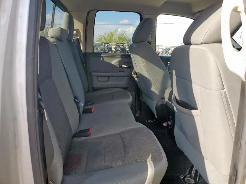 2014 RAM 1500 SLT