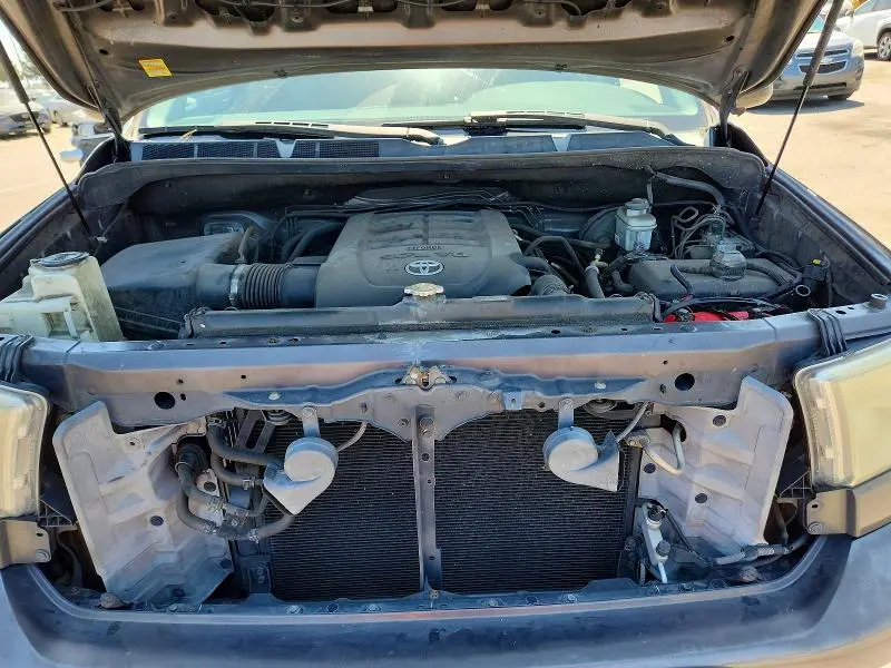 2012 TOYOTA TUNDRA CREWMAX SR5  