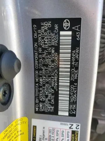 2019 TOYOTA C-HR XLE  