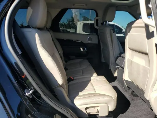 2020 LAND ROVER DISCOVERY SE  