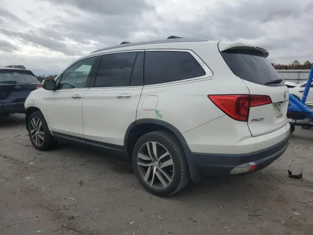 2017 HONDA PILOT TOURING  