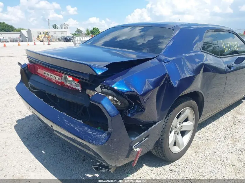 2013 DODGE CHALLENGER SXT