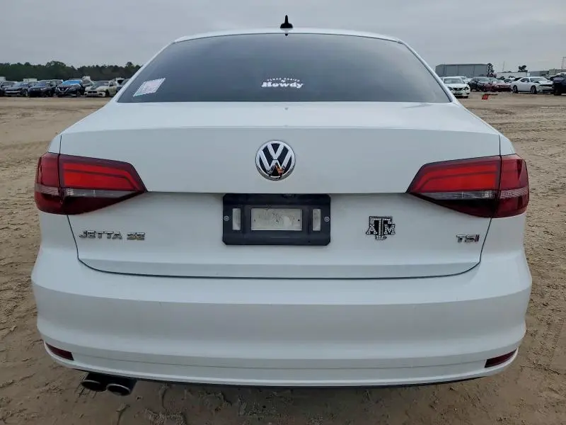 2018 VOLKSWAGEN JETTA SE  