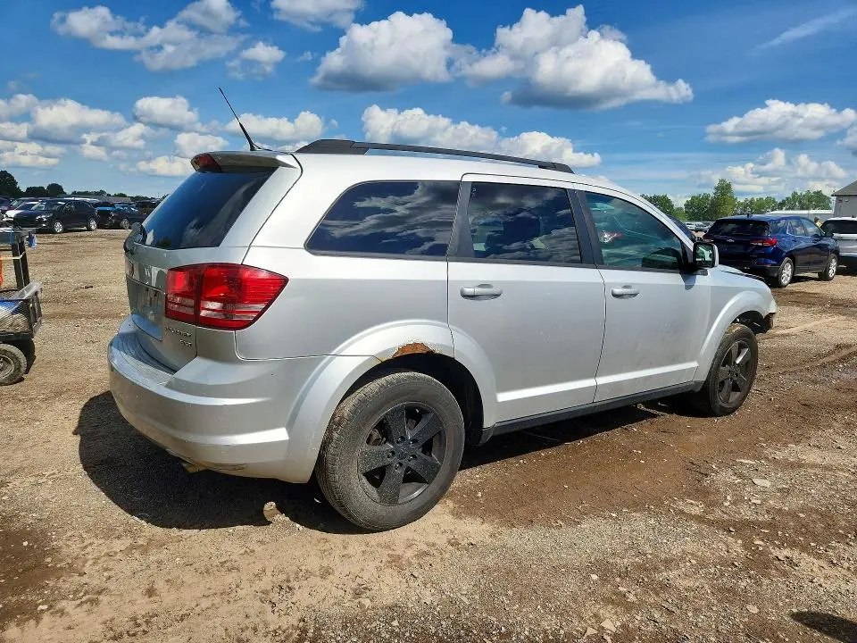 2010 DODGE JOURNEY SXT  