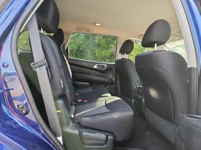 2020 NISSAN PATHFINDER SV  