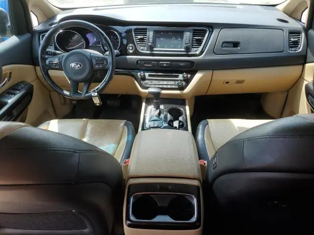 2017 KIA SEDONA EX