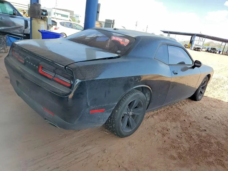 2017 DODGE CHALLENGER SXT  