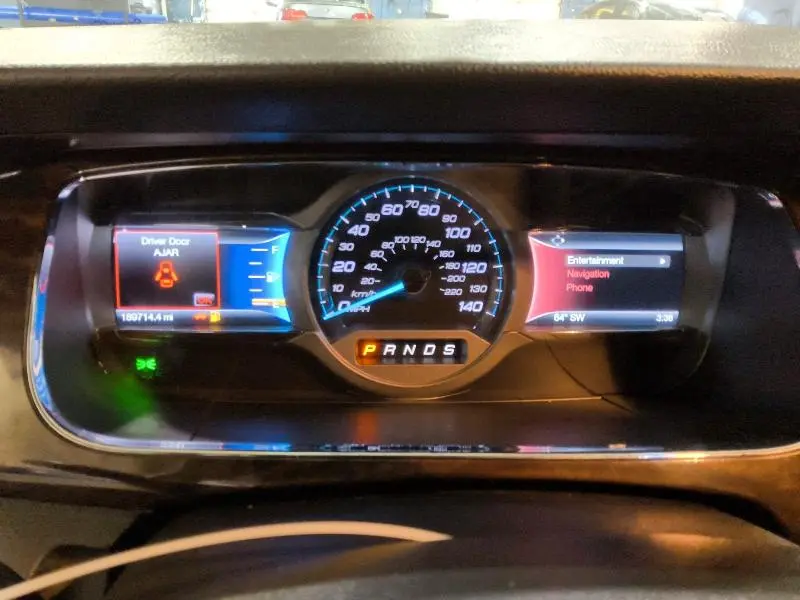 2015 FORD TAURUS LIMITED  