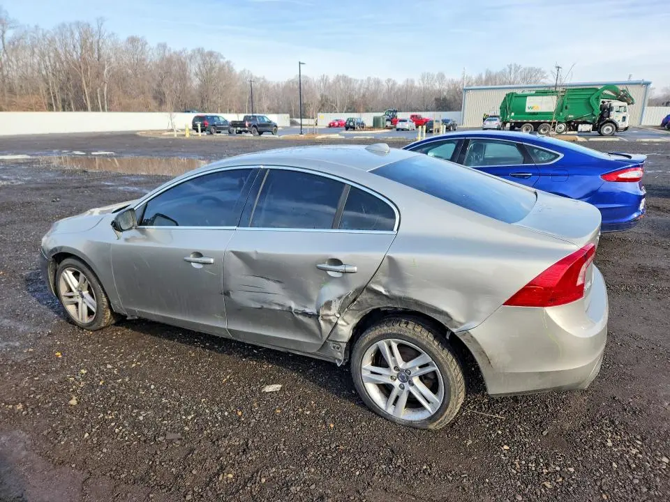 2014 VOLVO S60 T5  