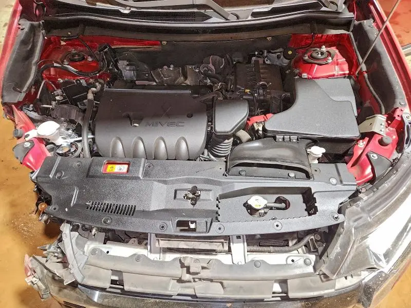 2019 MITSUBISHI OUTLANDER SE  