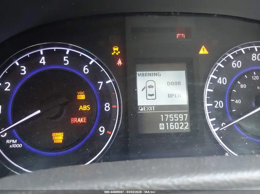 2010 INFINITI G37 JOURNEY