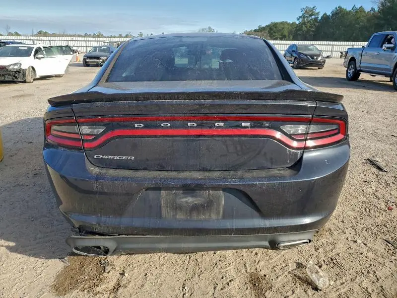 2017 DODGE CHARGER SE  
