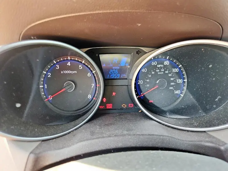 2010 HYUNDAI TUCSON GLS  