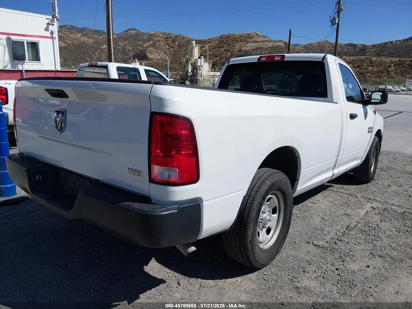 2018 RAM 1500 TRADESMAN  4X2 8' BOX