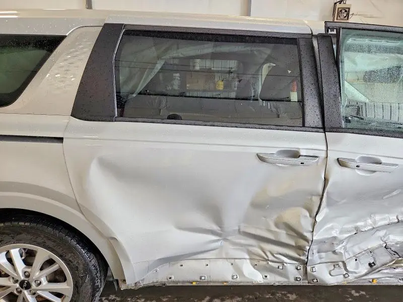 2022 KIA CARNIVAL LX  