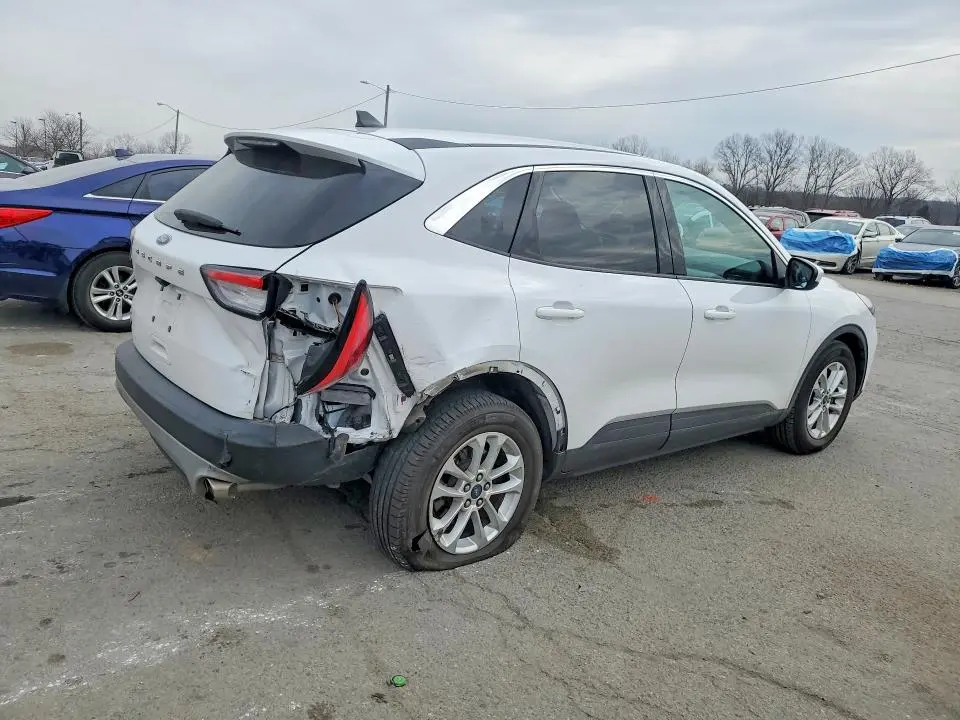 2021 FORD ESCAPE SE  