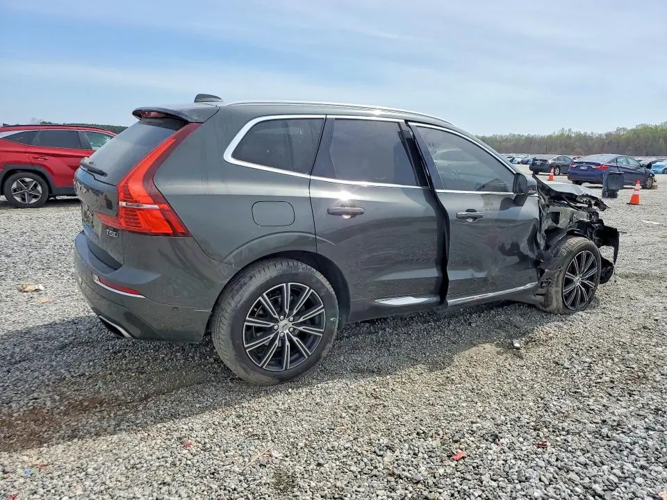 2018 VOLVO XC60 T5 INSCRIPTION  