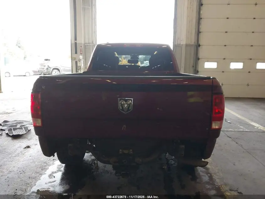 2019 RAM 1500 CLASSIC TRADESMAN  4X4 6'4 BOX