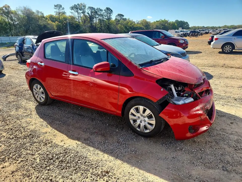 2014 TOYOTA YARIS 5-DOOR LE  
