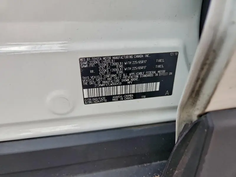 2020 TOYOTA RAV4 XLE  