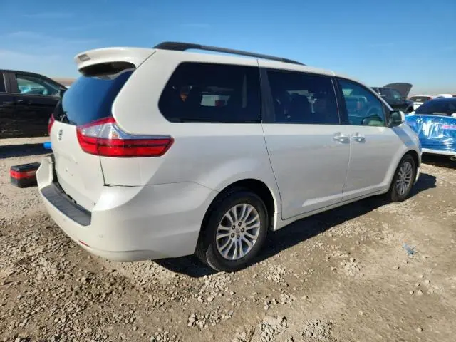 2017 TOYOTA SIENNA XLE PREMIUM 8-PASSENGER  