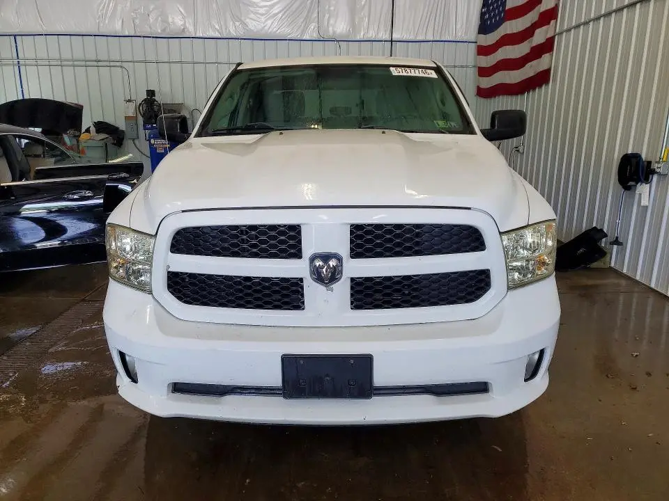 2014 RAM 1500 ST  