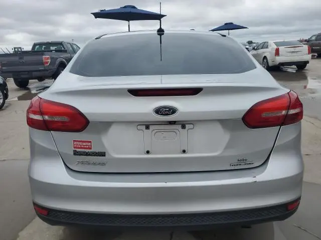 2016 FORD FOCUS SE  