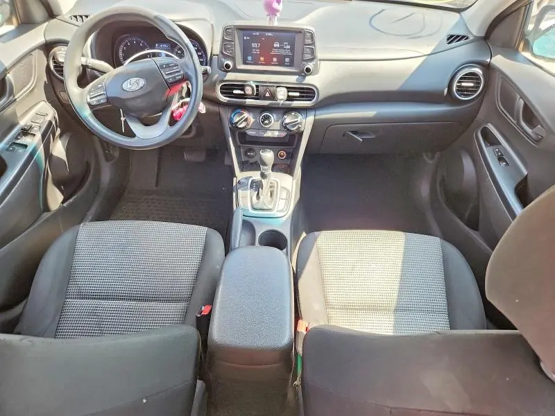 2018 HYUNDAI KONA SE  
