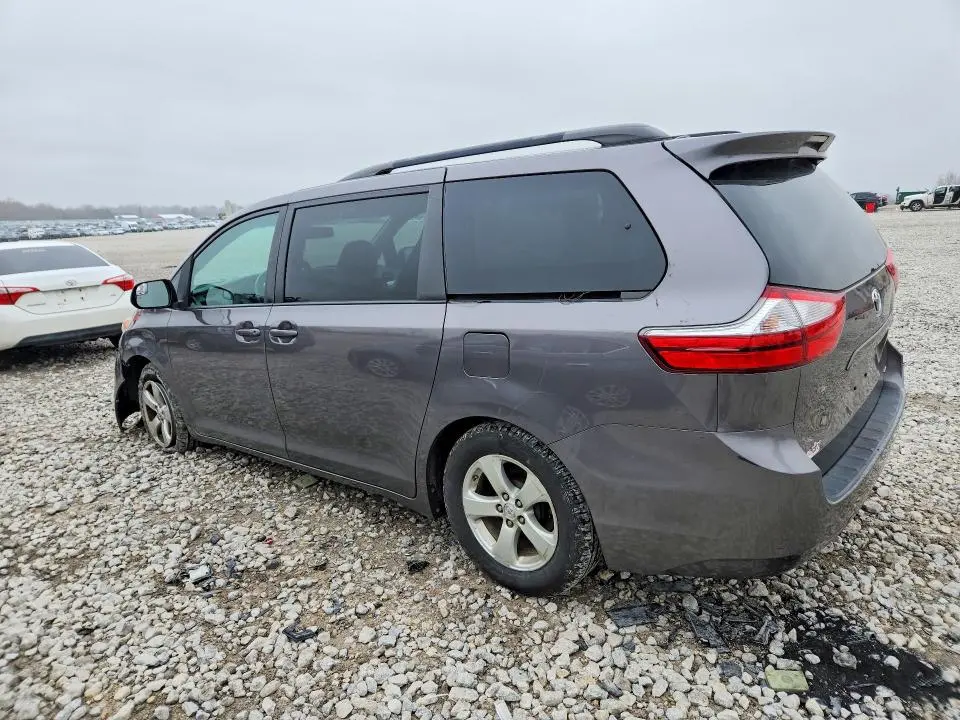 2015 TOYOTA SIENNA LE 8-PASSENGER  
