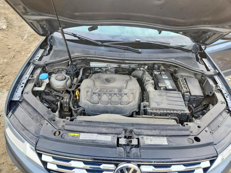 2020 VOLKSWAGEN TIGUAN SE  