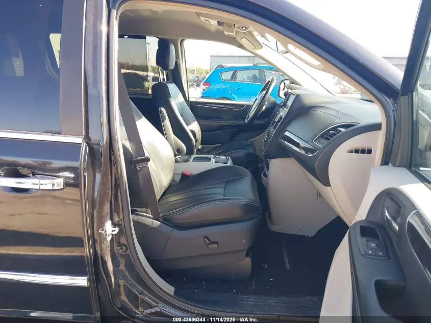 2015 CHRYSLER TOWN & COUNTRY TOURING-L