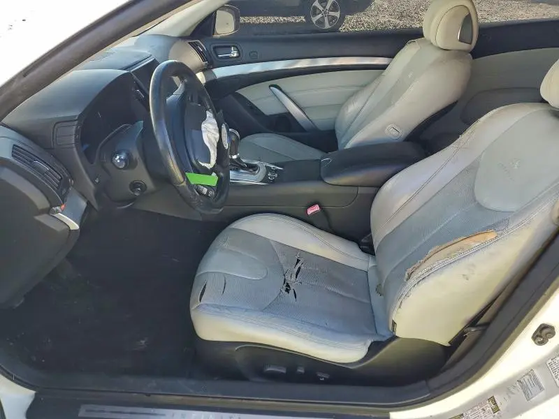 2010 INFINITI G37 BASE  