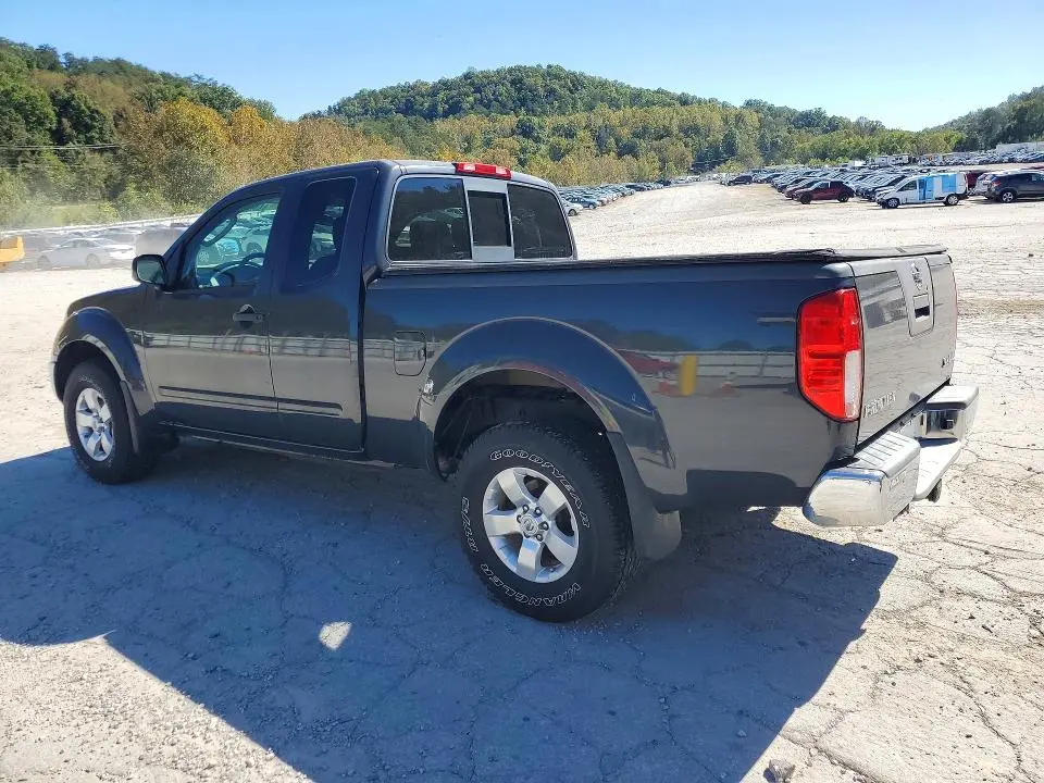 2010 NISSAN FRONTIER SE V6  