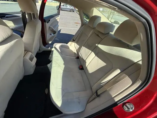 2017 VOLKSWAGEN PASSAT S  