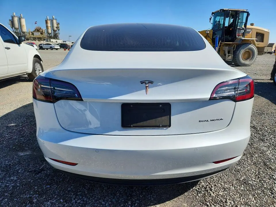 2020 TESLA MODEL 3   