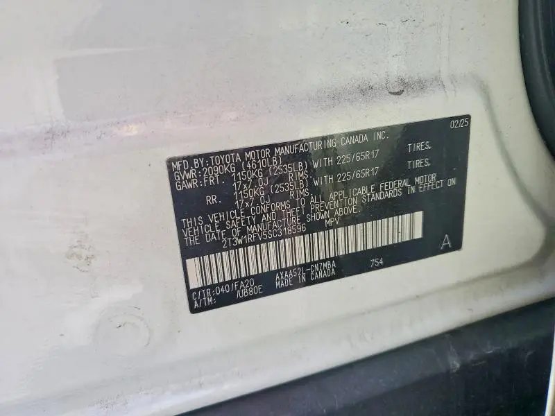 2025 TOYOTA RAV4 XLE  