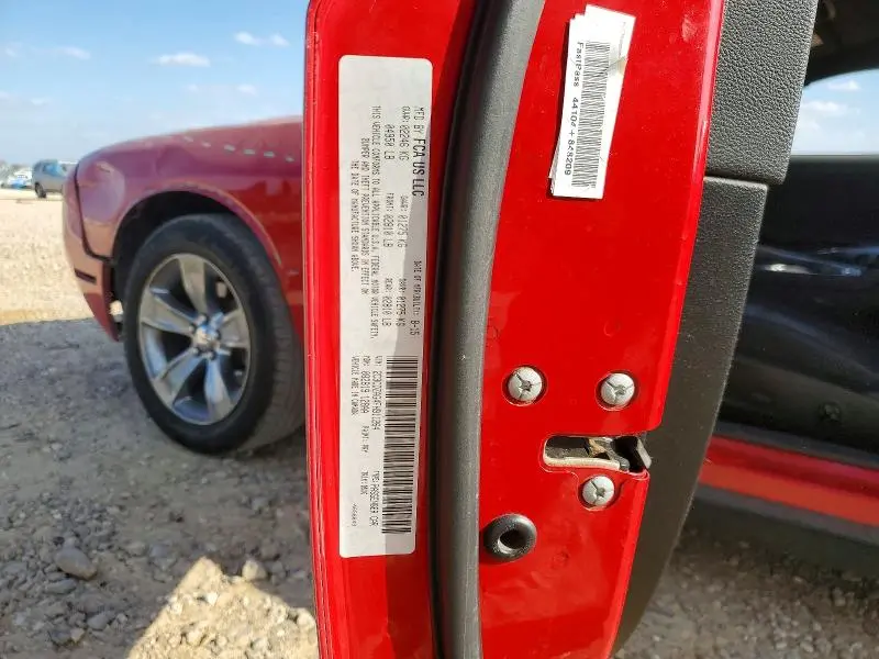 2015 DODGE CHALLENGER SXT  