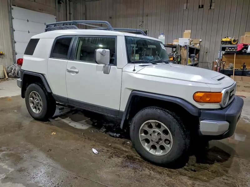 2012 TOYOTA FJ CRUISER   