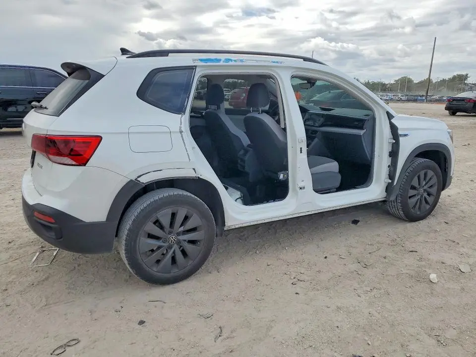 2024 VOLKSWAGEN TAOS S  