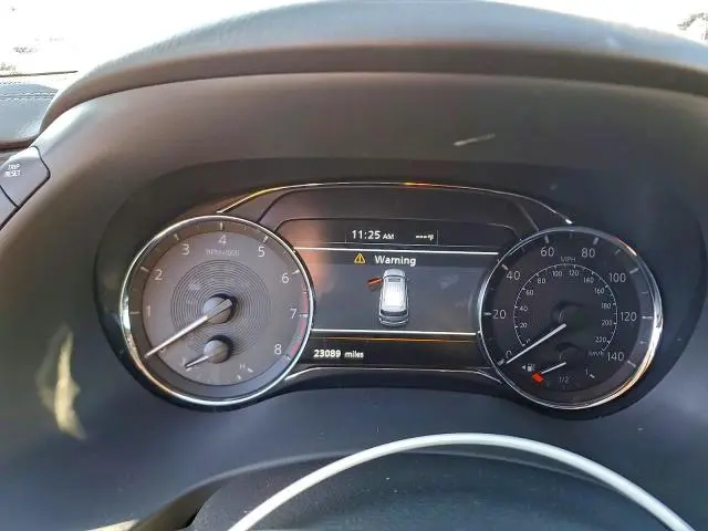 2023 INFINITI QX80 LUXE  