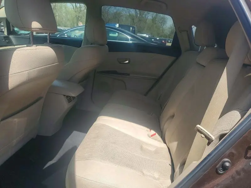 2013 TOYOTA VENZA LE  