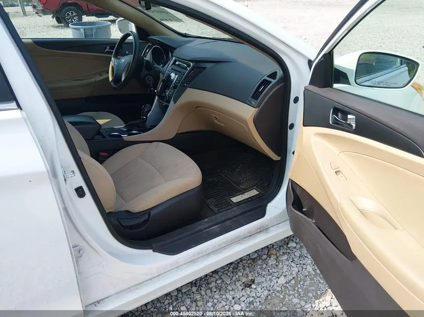 2013 HYUNDAI SONATA GLS