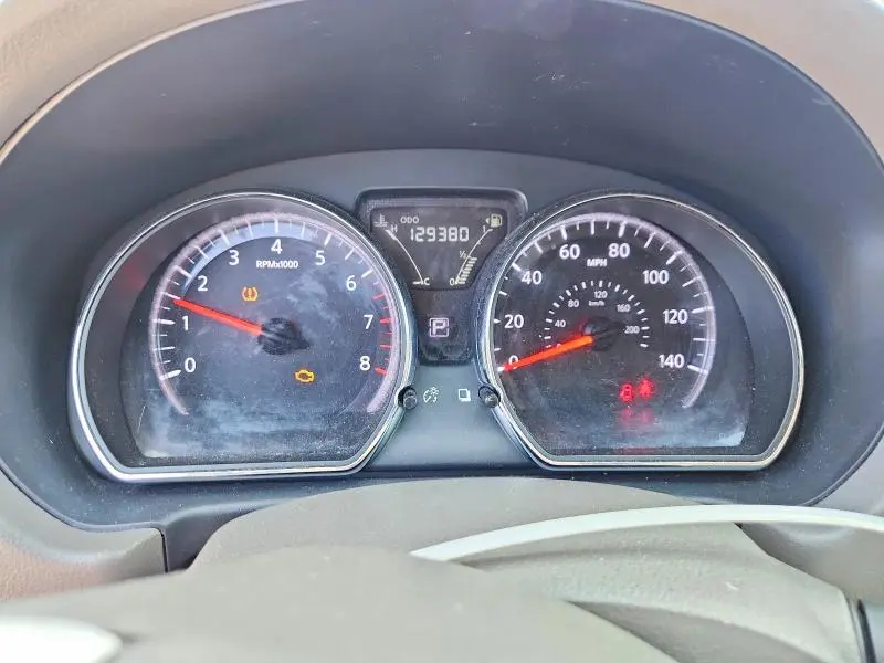 2015 NISSAN VERSA 1.6 SV  