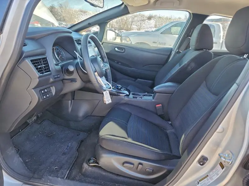 2025 NISSAN LEAF SV PLUS  