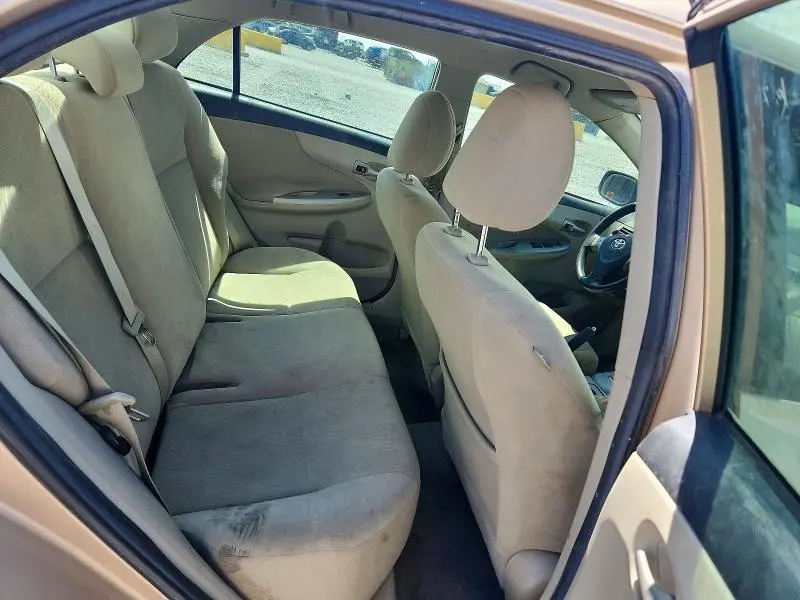 2012 TOYOTA COROLLA LE  
