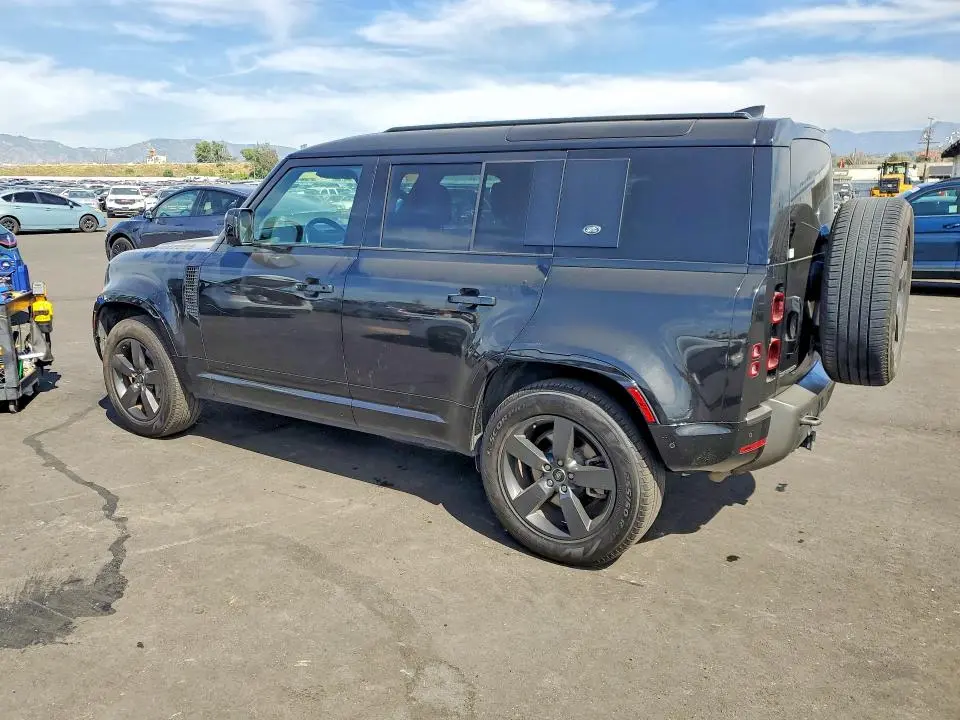 2022 LAND ROVER DEFENDER 110 X-DYNAMIC SE  