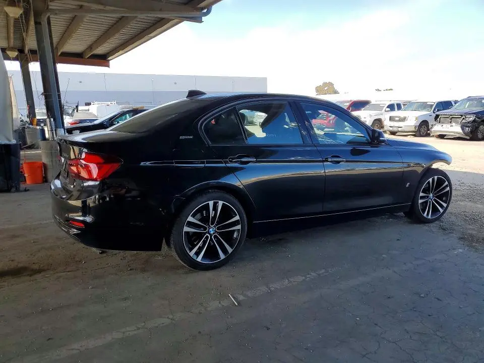 2018 BMW 330E   