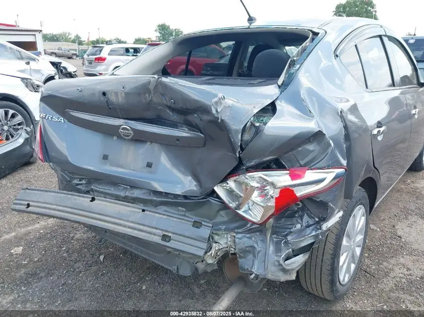2019 NISSAN VERSA 1.6 SV